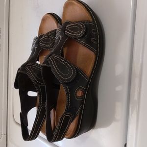 NWOTS  Clark's bendables wedge style heel sz 7.5